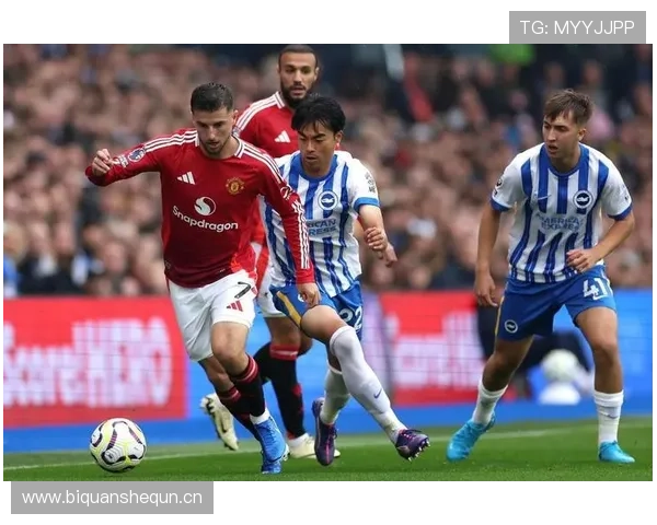 曼联防守体系漏洞频出，近期表现波动加剧后防隐患