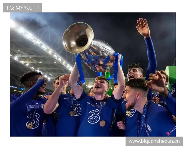 那不勒斯欧冠突破难点持续显现,球队稳定性面临考验 那不勒斯欧冠突破难点持续显现,球队稳定性面临考验