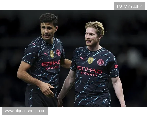 德布劳内 vs 伊涅斯塔:组织核心的传球视野与节奏掌控差异 德布劳内 vs 伊涅斯塔:组织核心的传球视野与节奏掌控差异