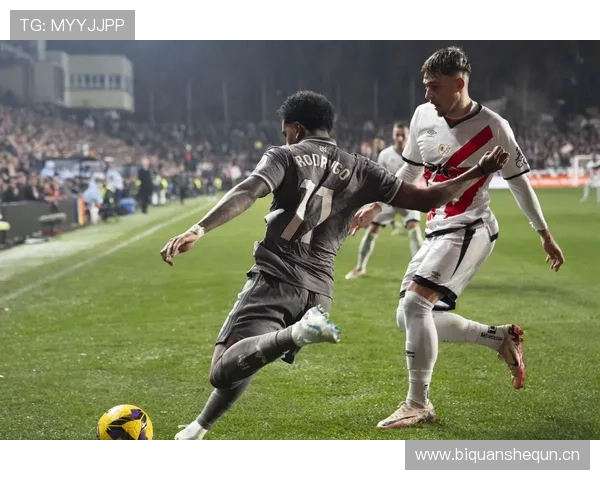 皇马巨星堆叠背景下，进攻平衡性问题逐步反映，球队整体表现面临考验